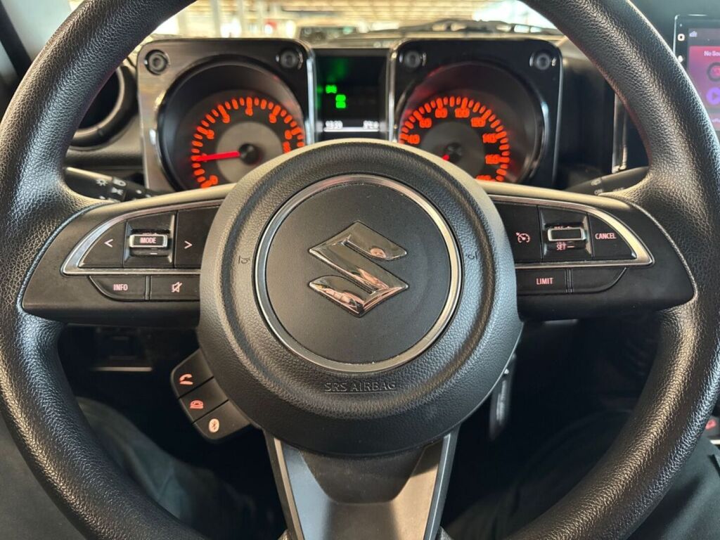 Suzuki Jimny 2021 Vihreä