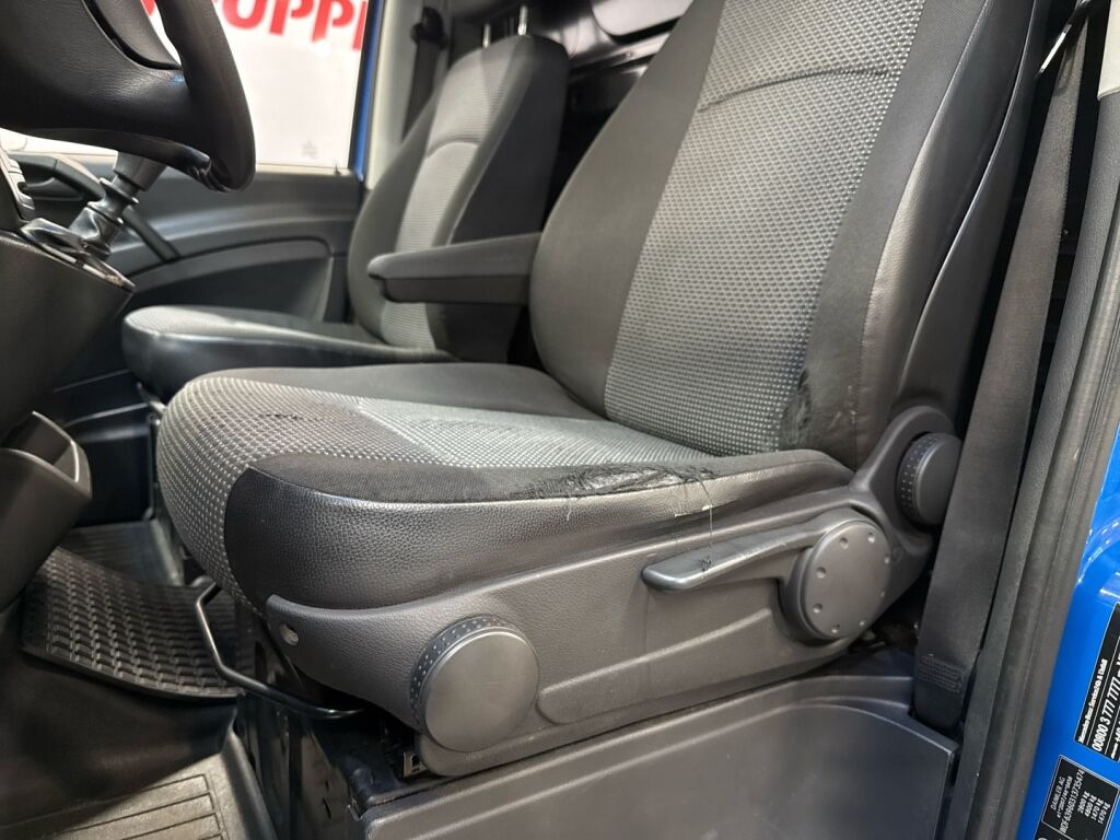 Mercedes-Benz Vito 2012 Sininen