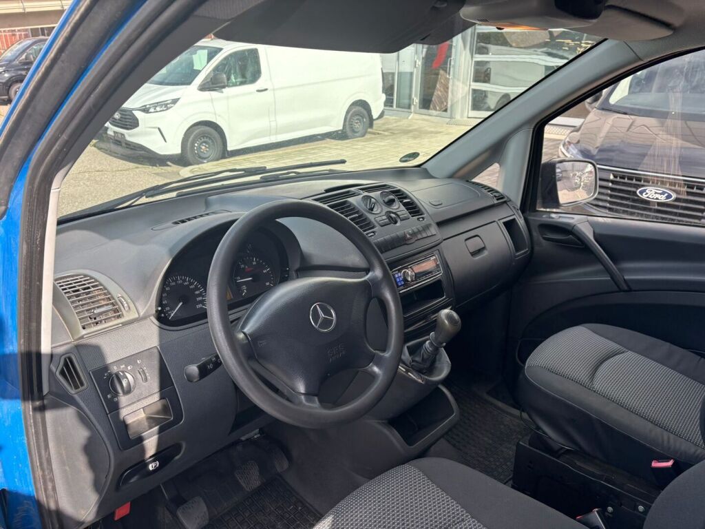 Mercedes-Benz Vito 2012 Sininen