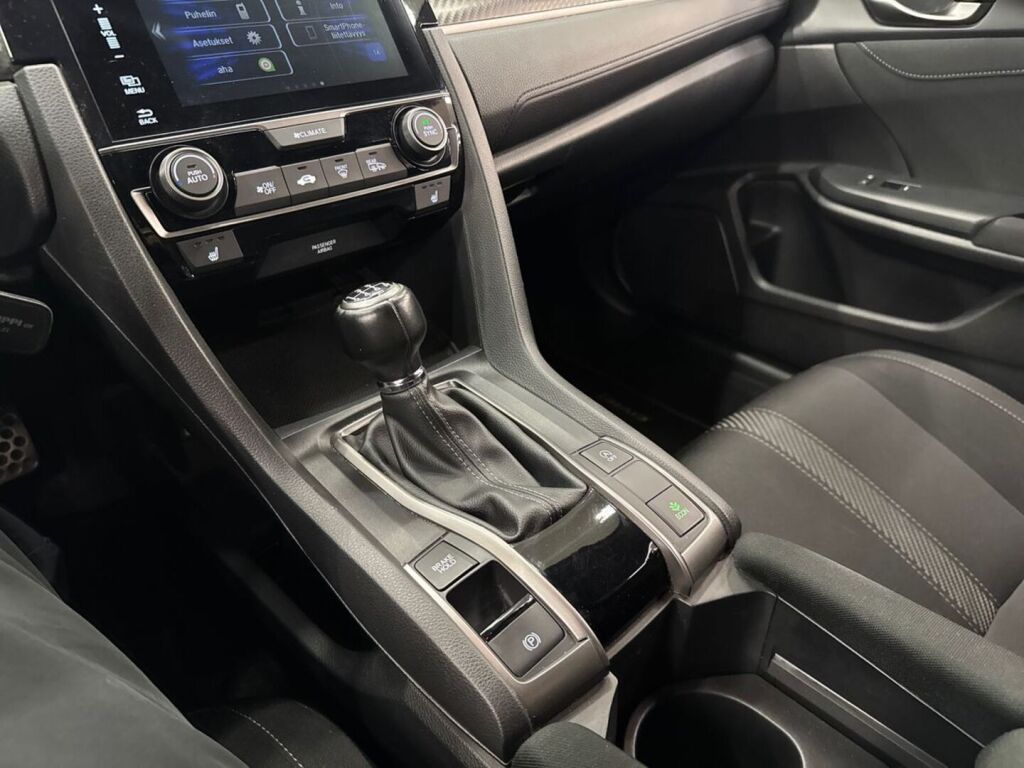Honda Civic 2018 Punainen