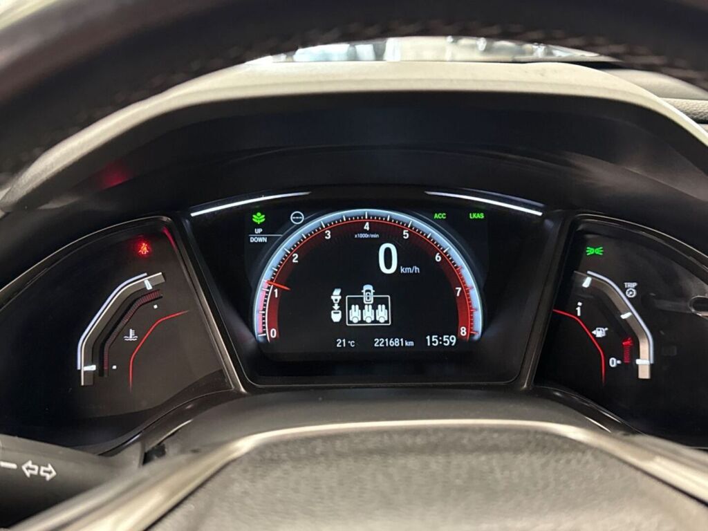 Honda Civic 2018 Punainen