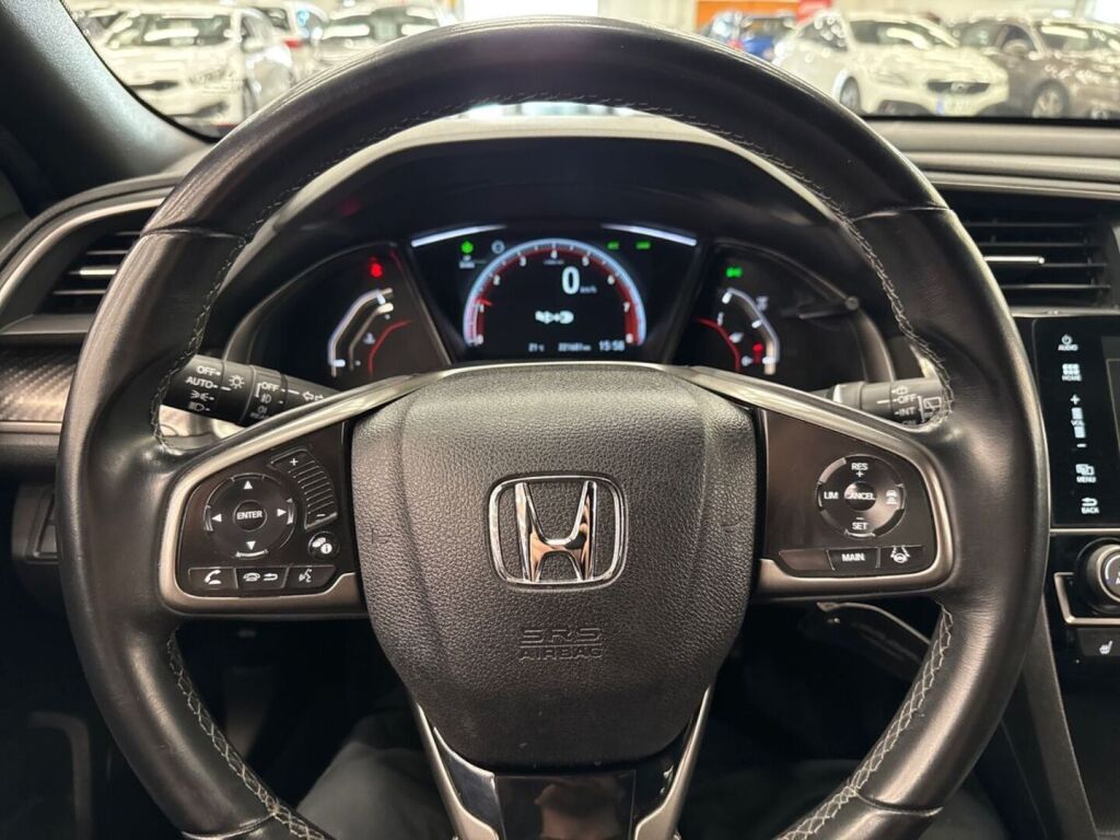 Honda Civic 2018 Punainen