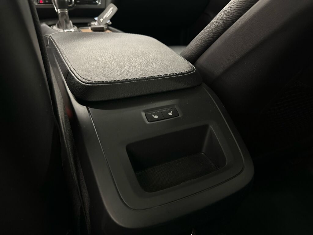 Volvo V90 2018 Harmaa