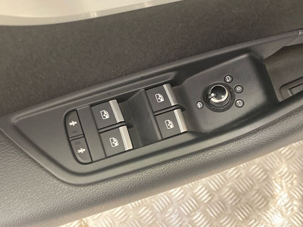 Audi A4 allroad quattro 2018 Valkoinen