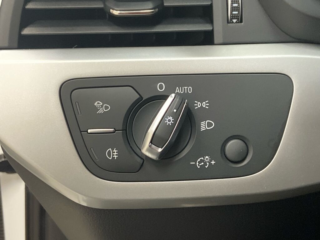 Audi A4 allroad quattro 2018 Valkoinen