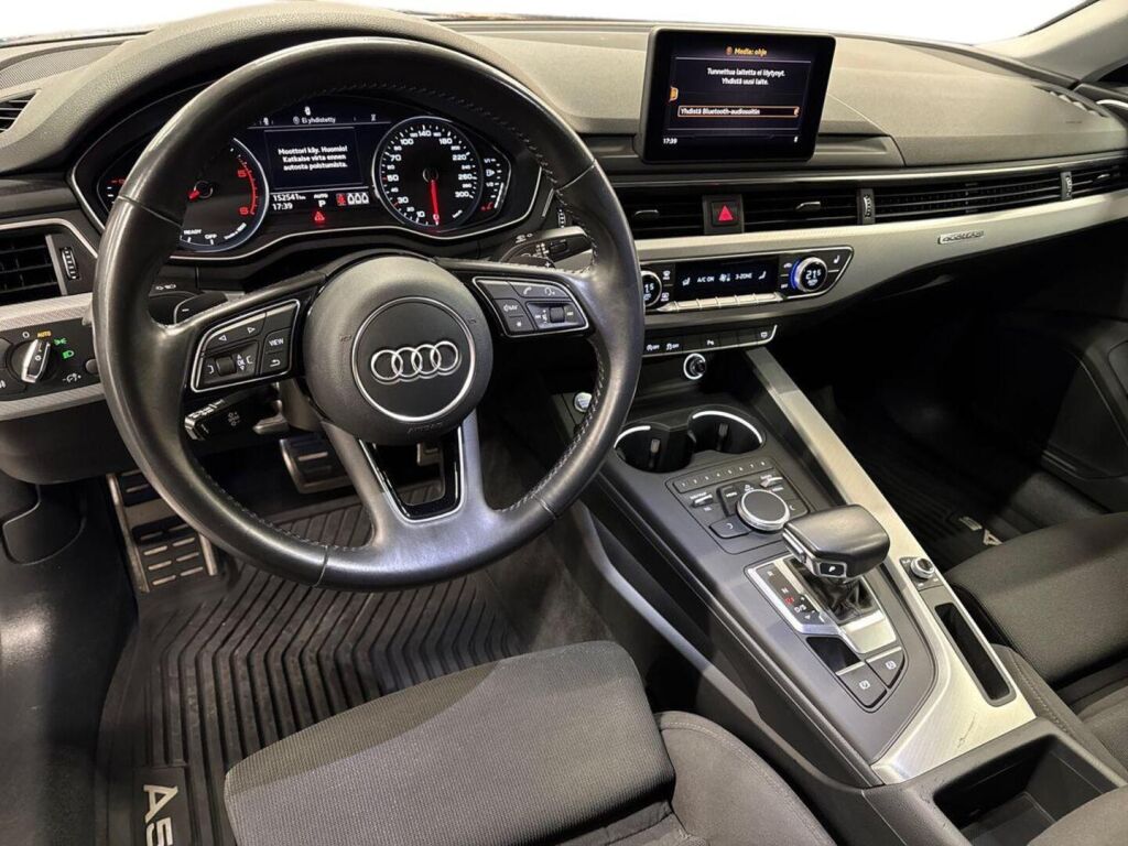 Audi A5 2018 Sininen