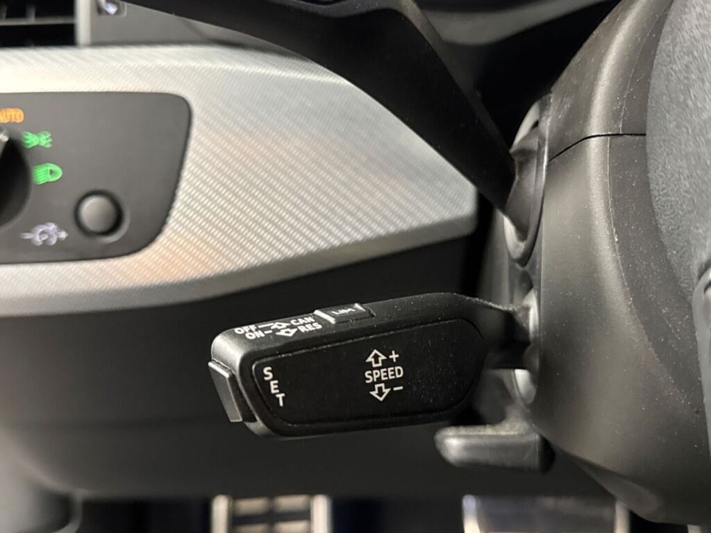 Audi A5 2018 Sininen