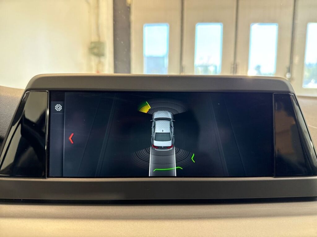 BMW 520 2018 Musta