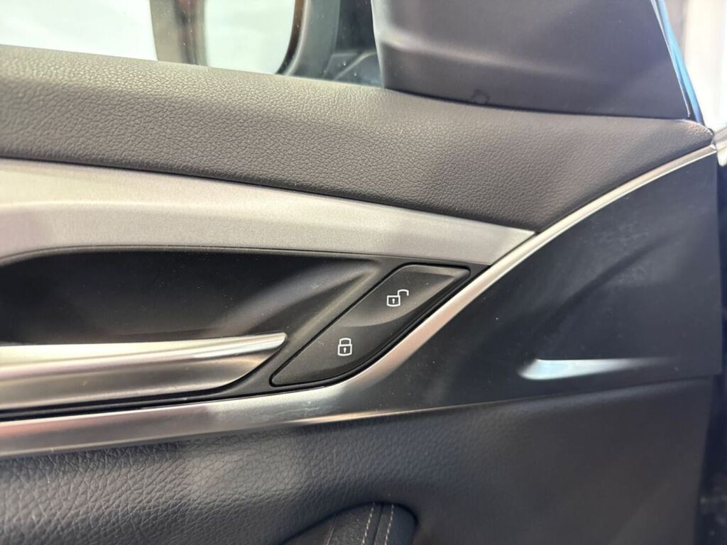 BMW 520 2018 Musta