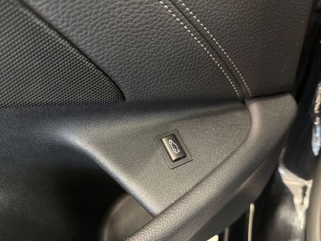 BMW 520 2018 Musta