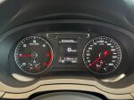 Audi Q3 2018 Sininen