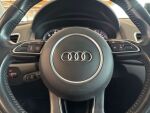 Audi Q3 2018 Sininen