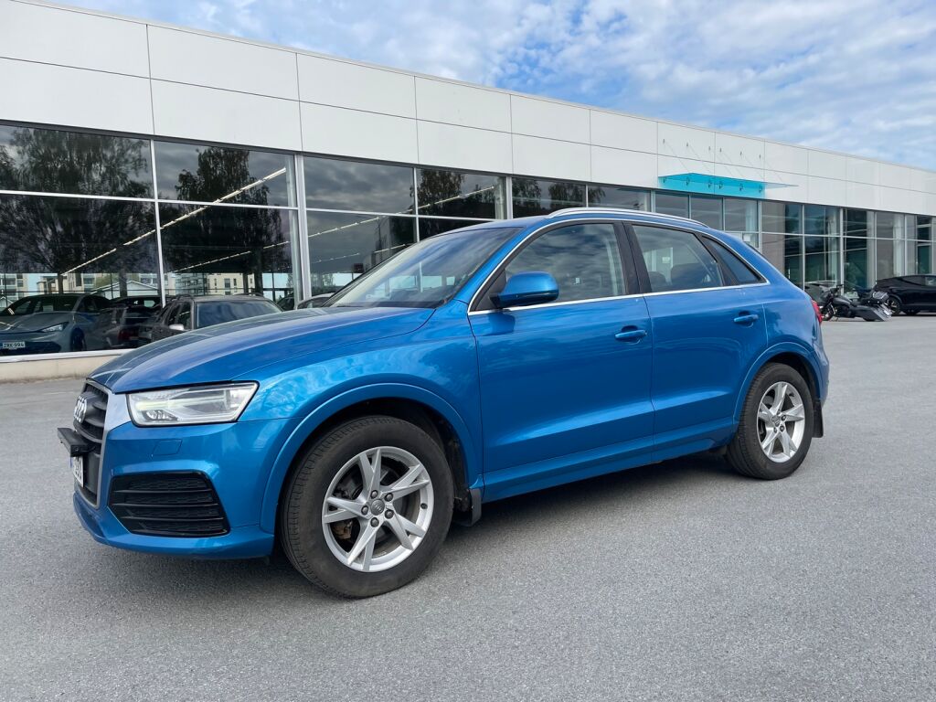 Audi Q3 2018 Sininen