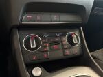 Audi Q3 2018 Sininen