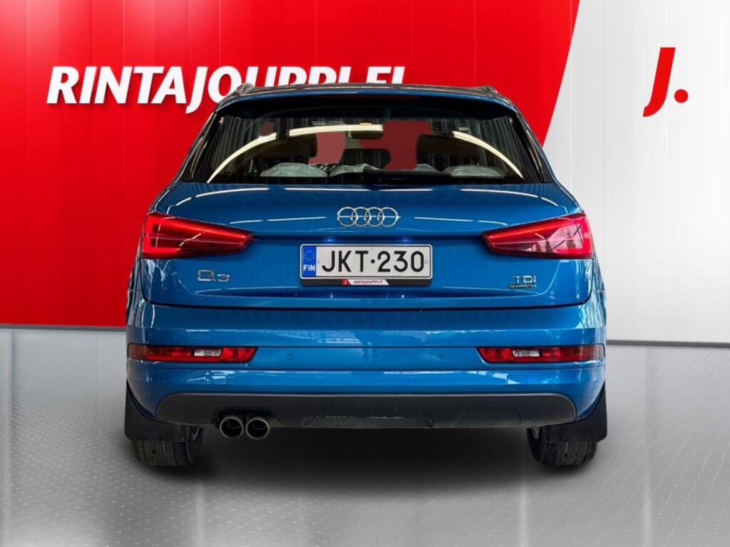 Audi Q3 2018 Sininen