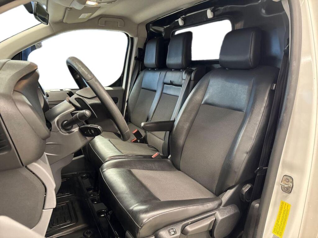 Toyota Proace 2018 Valkoinen