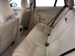 Volvo V60 2018 Musta