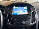 Ford Focus 2018 Metallinhohto Hopea (Moondust Silver)
