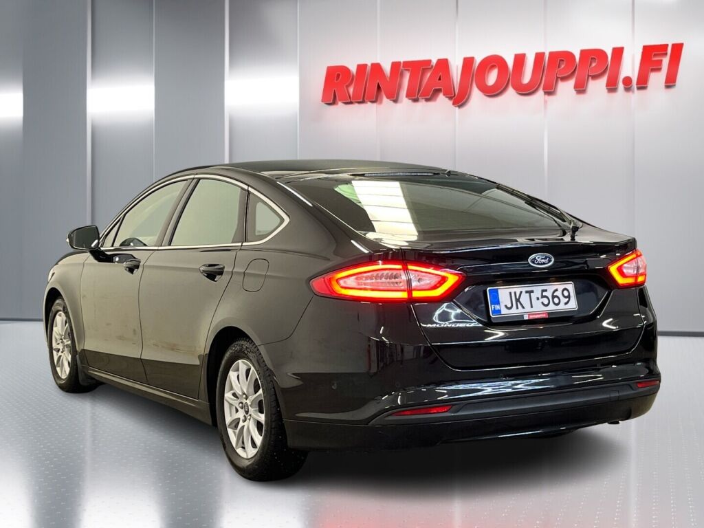 Ford Mondeo 2018 Musta