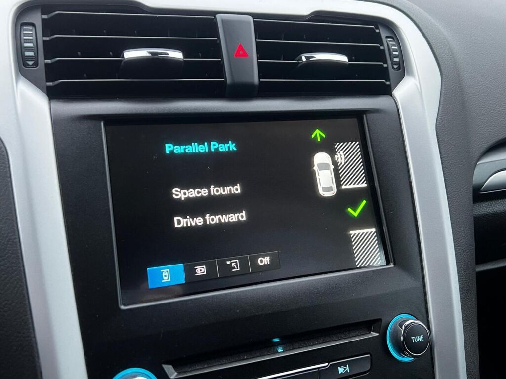 Ford Mondeo 2018 Musta