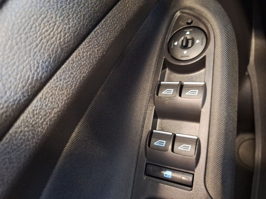 Ford C-Max 2019 Valkoinen