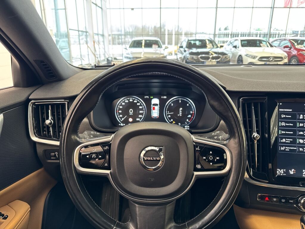 Volvo V90 Cross Country 2018 Valkoinen