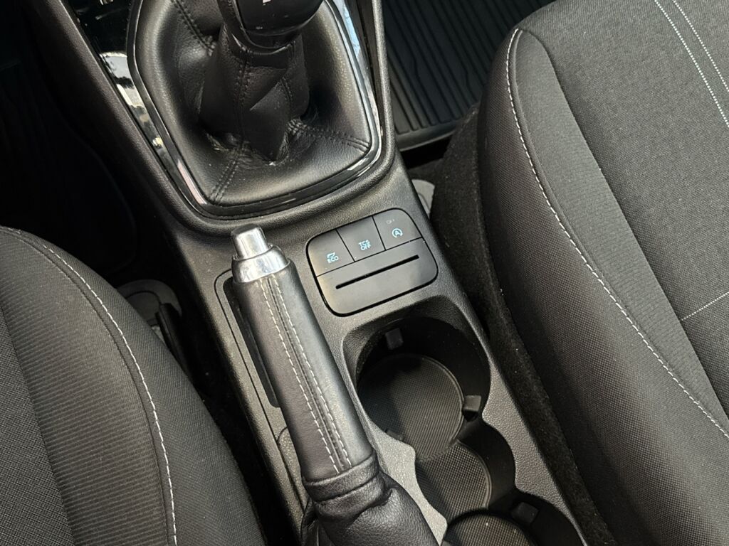 Ford Fiesta 2018 Sininen