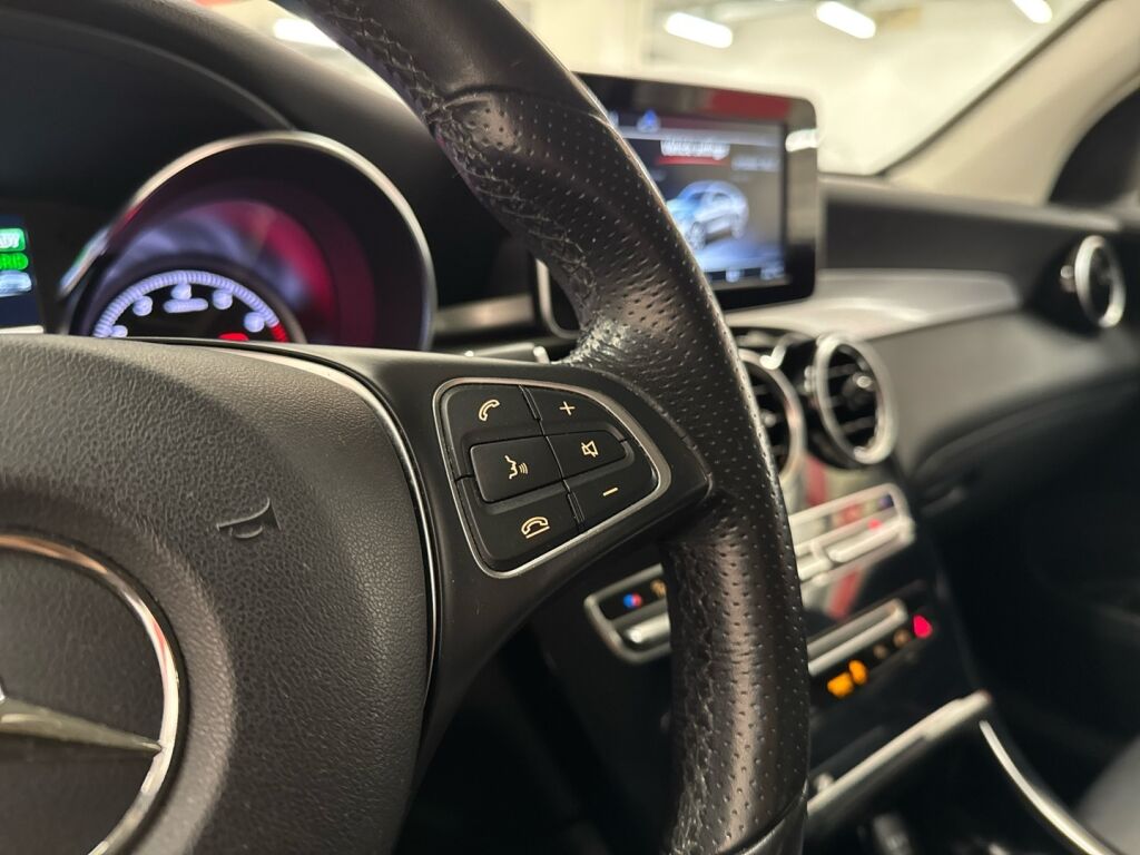 Mercedes-Benz GLC 2018 Harmaa