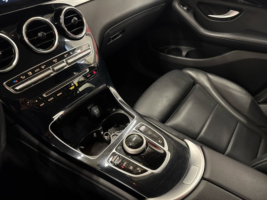 Mercedes-Benz GLC 2018 Harmaa