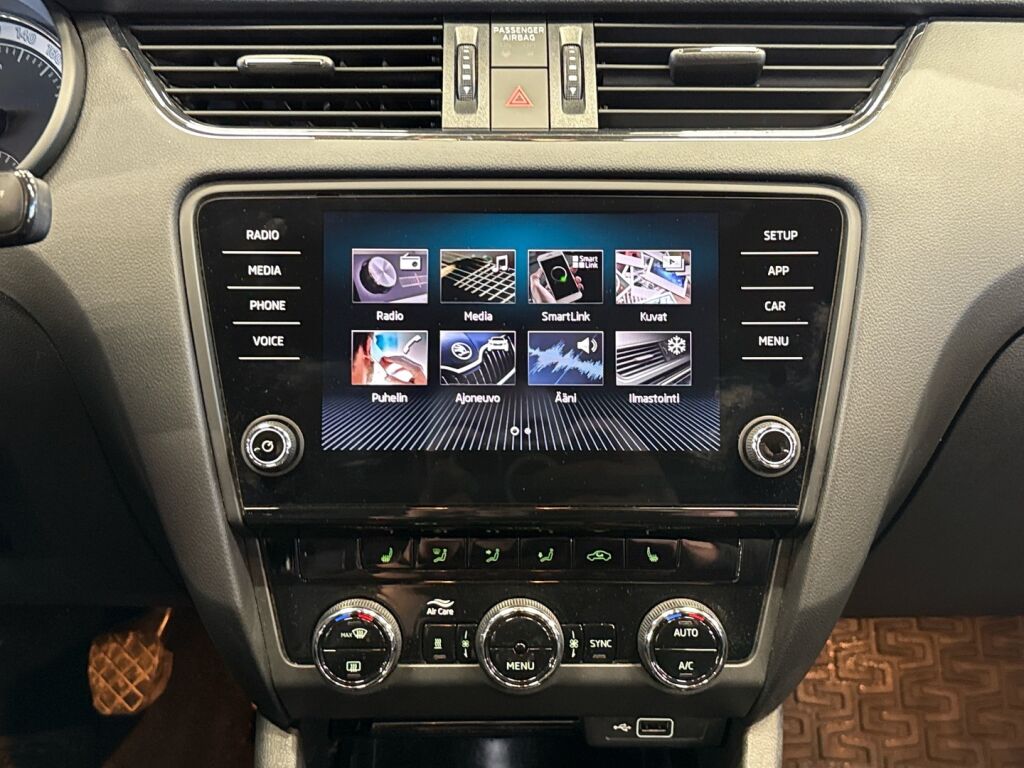 Skoda Octavia 2018 Valkoinen