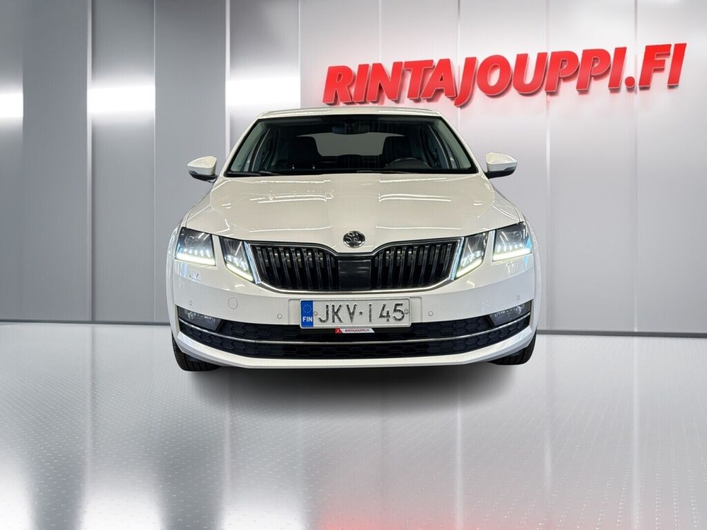 Skoda Octavia 2018 Valkoinen
