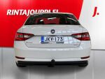 Skoda Superb 2018 Valkoinen