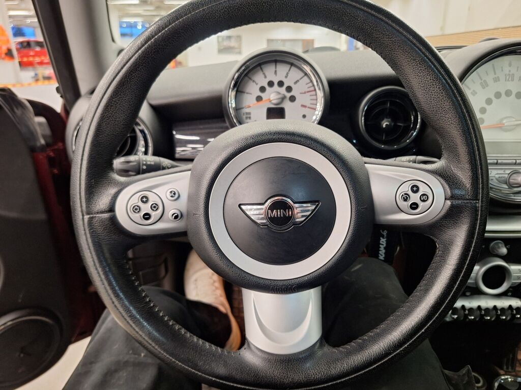 Mini Cooper 2008 Punainen