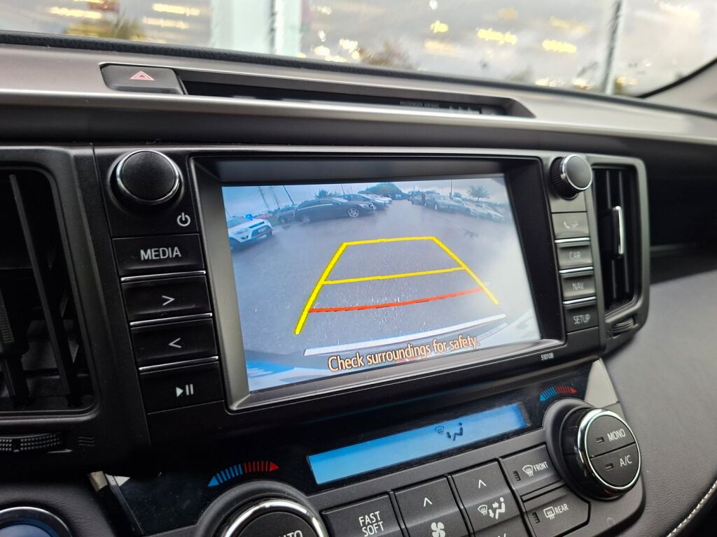 Toyota RAV4 2018 Musta