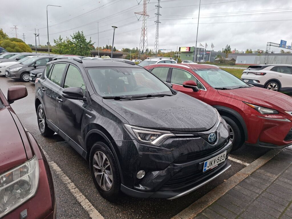 Toyota RAV4 2018 Musta