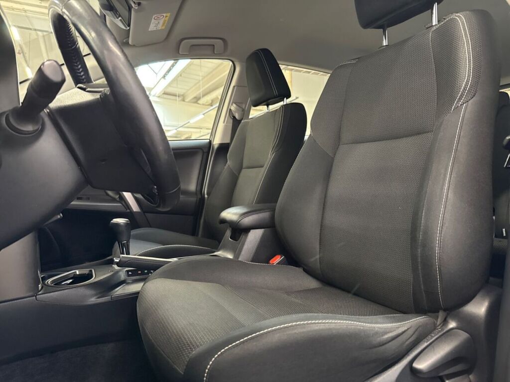 Toyota RAV4 2018 Musta