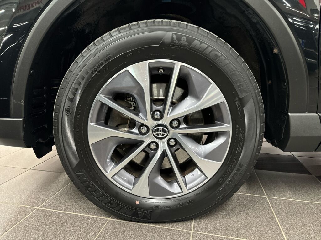 Toyota RAV4 2018 Musta