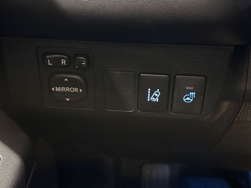 Toyota RAV4 2018 Musta