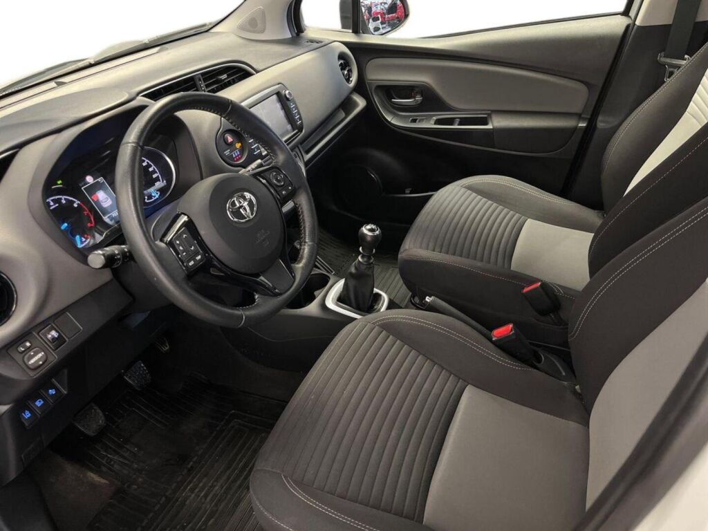 Toyota Yaris 2018 Valkoinen