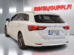 Toyota Avensis 2018 Valkoinen