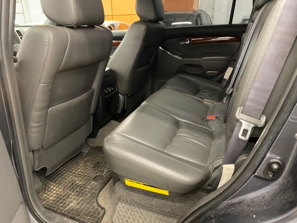 Toyota Land Cruiser 2007 Harmaa