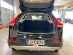 Volvo V40 Cross Country 2018 Musta