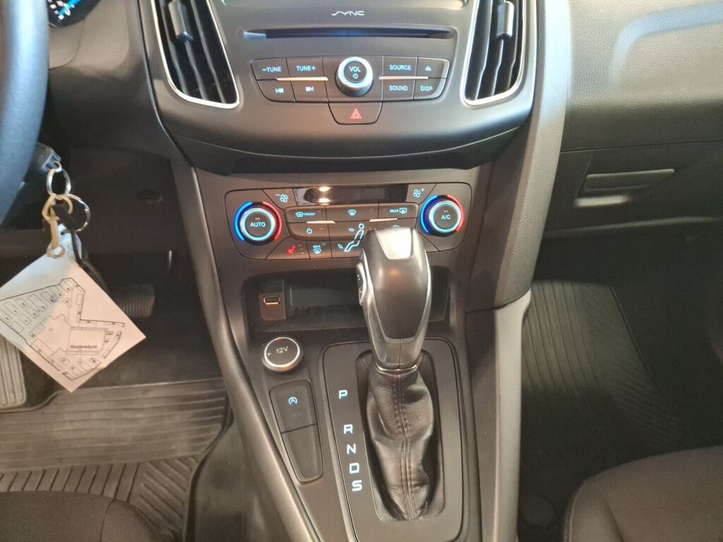 Ford Focus 2018 Harmaa