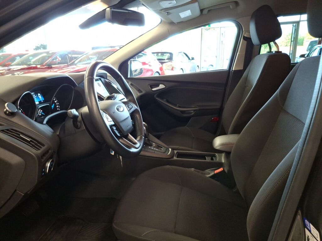 Ford Focus 2018 Harmaa