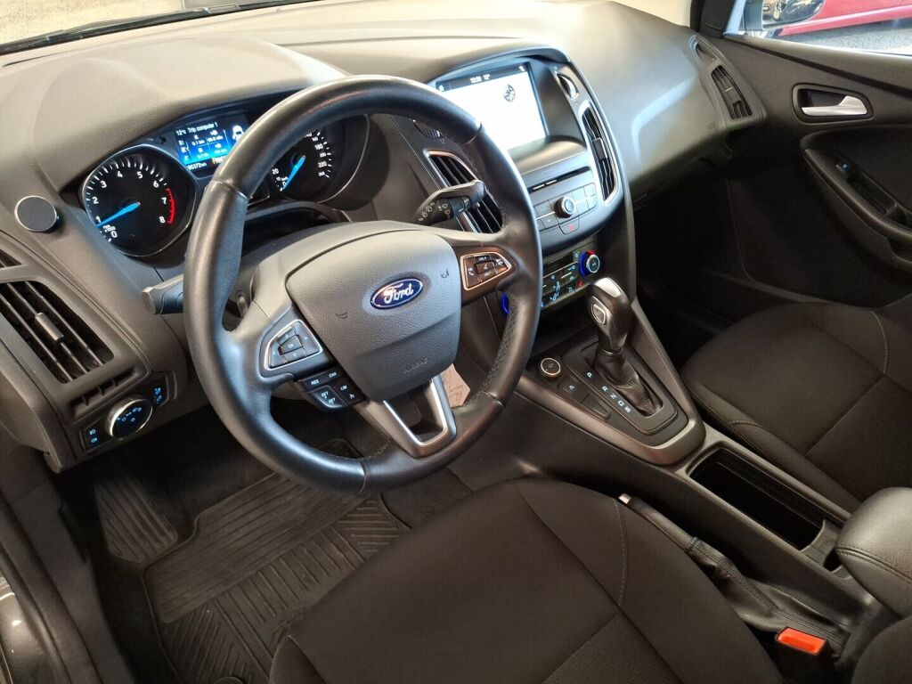 Ford Focus 2018 Harmaa