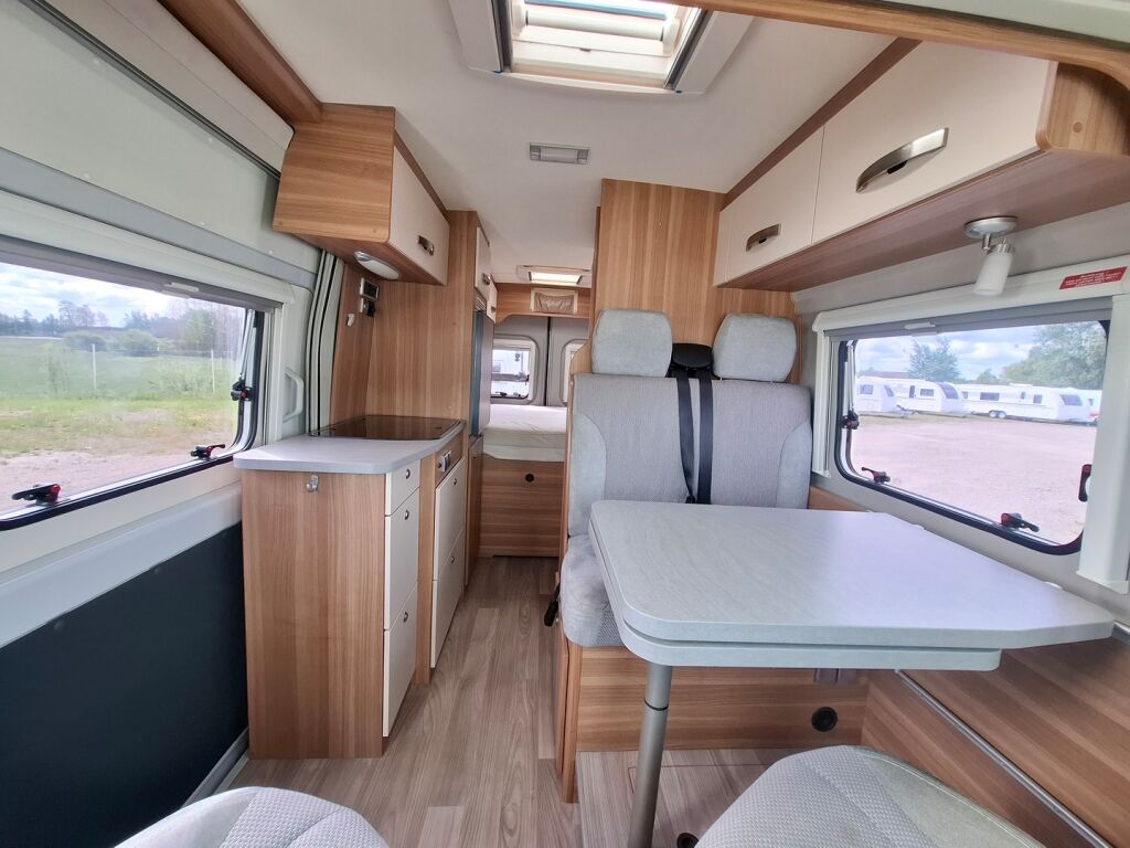 Weinsberg CaraBus VAN 600 2018 Valkoinen