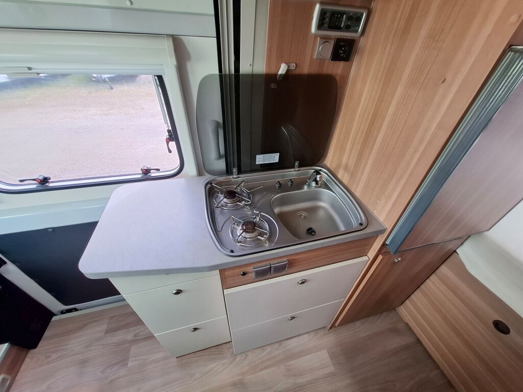 Weinsberg CaraBus VAN 600 2018 Valkoinen