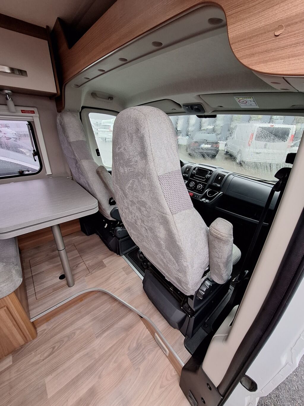 Weinsberg CaraBus VAN 600 2018 Valkoinen