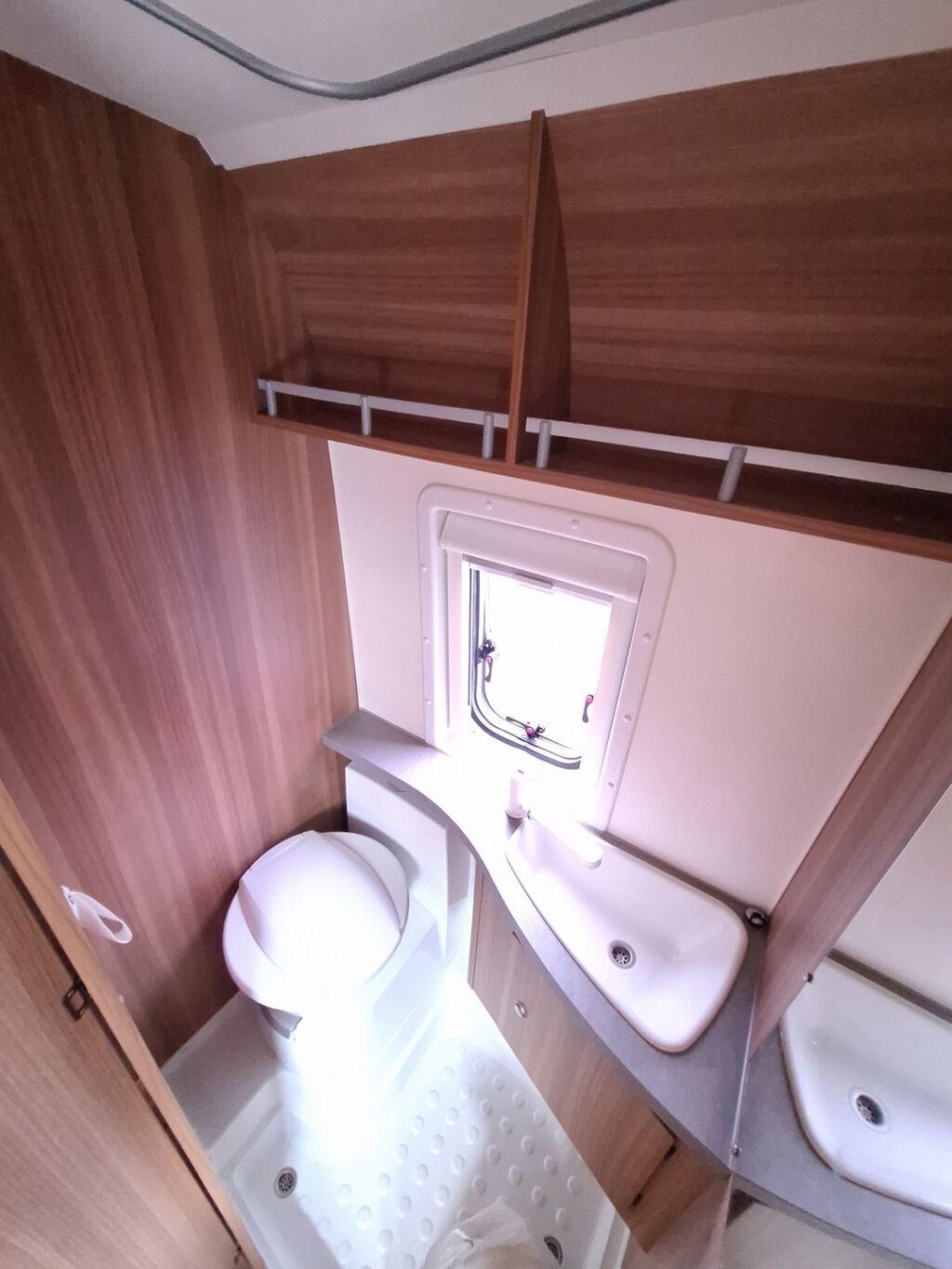 Weinsberg CaraBus VAN 600 2018 Valkoinen