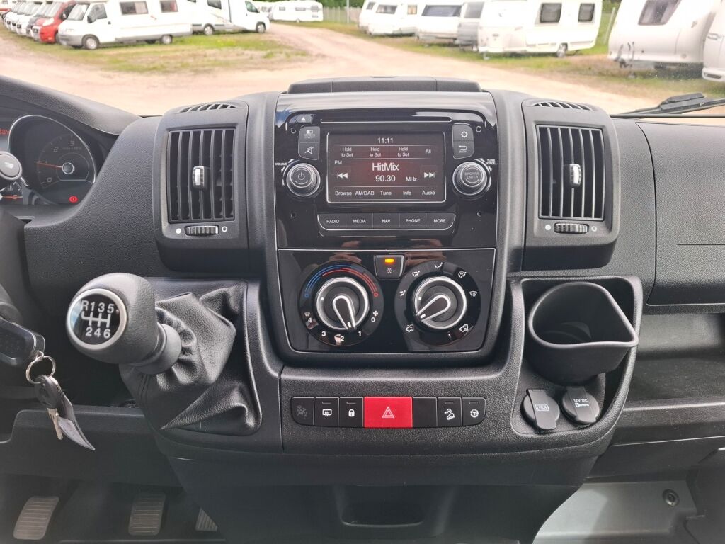 Weinsberg CaraBus VAN 600 2018 Valkoinen
